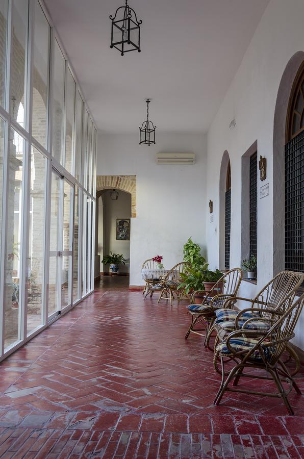 ホテル Convento Madre De Dios De Carmona エクステリア 写真
